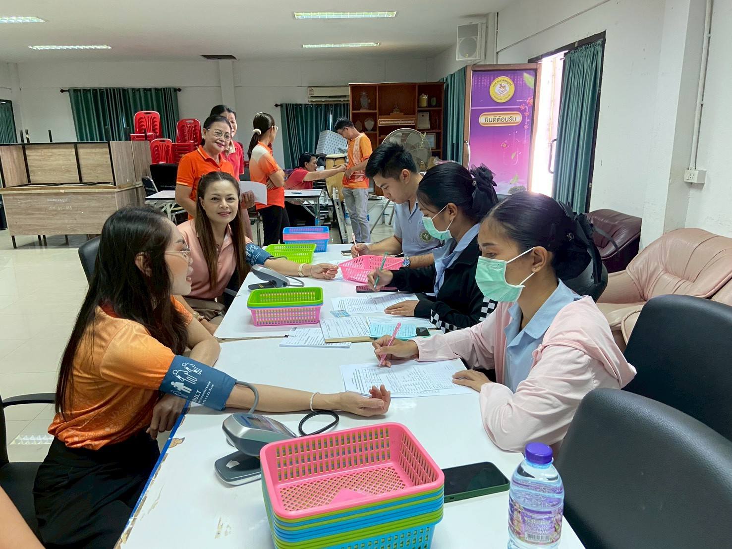 วันพฤหัสบดีที 11 กันยายน 2568 อบต.สะอาดสมบูรณ์  เจ้าหน้าที่ข้าราชการ องค์การบริหารส่วนตำบลสะอาดสมบูรณ์ ตรวจสุขภาพประจำปี โดยเจ้าหน้าจากโรงพยาบาลร้อยเอ็ด ณ หอประชุมธรรมาภิบาล